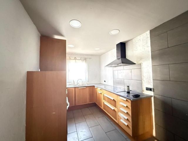 Casa adosada en venta en Cunit, Cunit Residencial Costa Dorada. Chalet adosado con piscina comunitaria en Cunit. Casas adosadas.