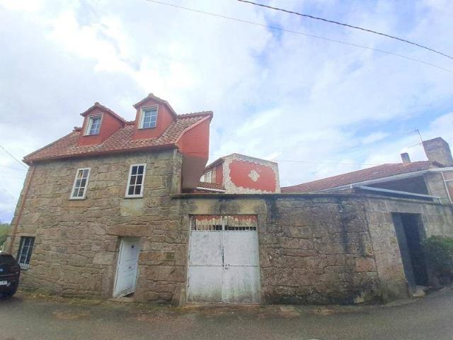 Casa adosada en Venta en A Cañiza