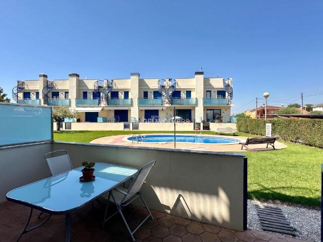Casa adosada en venta en Ampolla L´ Costa Dorada. Bonita casa Adosada con Licencia Turística en LAmpolla de Mar. Casas adosadas Ampolla.