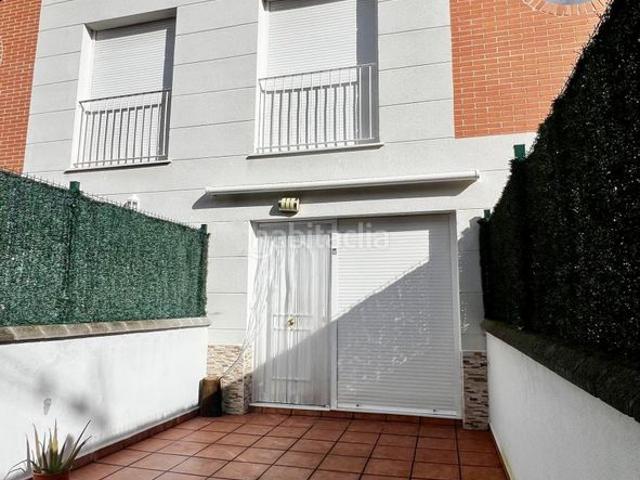 Casa adosada en venta en Ampuero. Adosado en venta en Ampuero, 2 dormitorios. Casas adosadas.