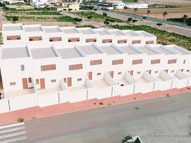 Casa adosada en Venta en Antas