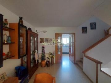 Casa adosada en venta en Abrera. Bonita casa adosada. Casas adosadas.