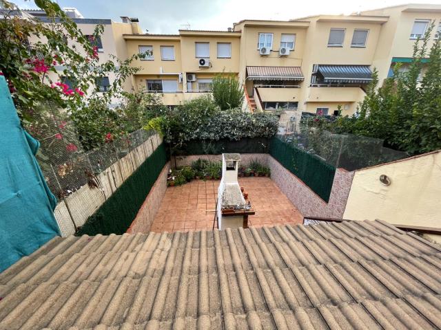Casa adosada en venta en Abrera. Casa en Abrera. Casas adosadas.