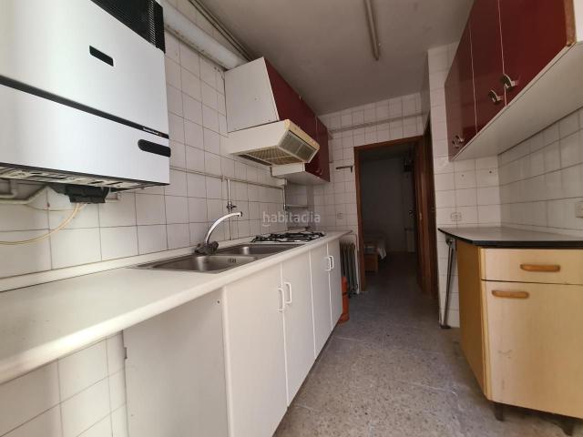 Casa adosada en venta en Adrada La. Casa de pueblo en Plaza Torrecilla. Casas adosadas Adrada.