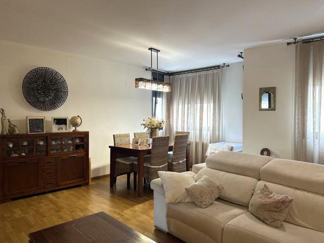 Casa adosada en venta en Agullent. Casas adosadas.