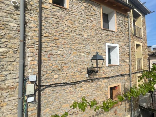 Casa adosada en venta en Àger. REF. 724 CASA EN VENTA EN AGER LLEIDA. Casas adosadas.
