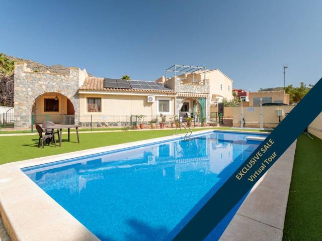 Casa adosada en Venta en Aigües