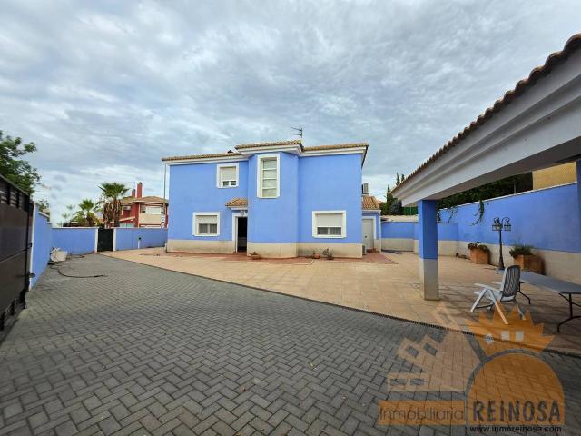 Casa adosada en Venta en Altorreal El Chorrico