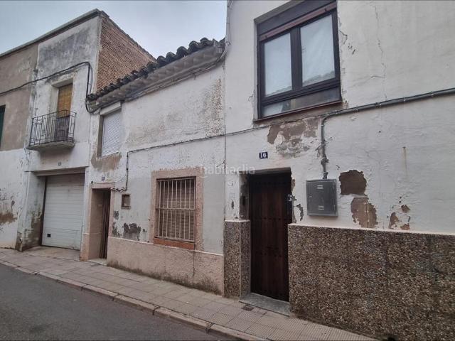 Casa adosada en venta en Alagón. Casas adosadas.
