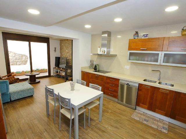 Casa adosada en Venta en Alcanar