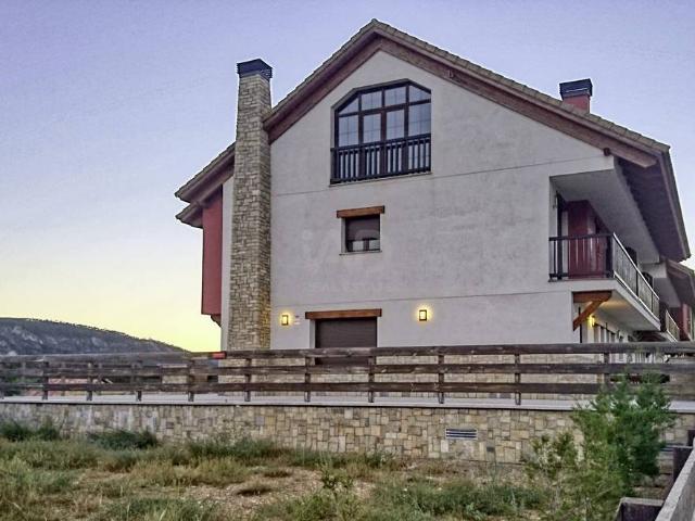 Casa adosada en Venta en Alcalá de la Selva