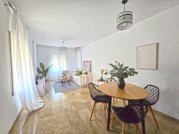 Casa adosada en Venta en Alcalá del Río