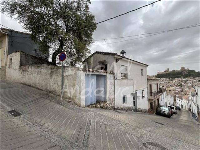 Casa adosada en Venta en Alcalá la Real
