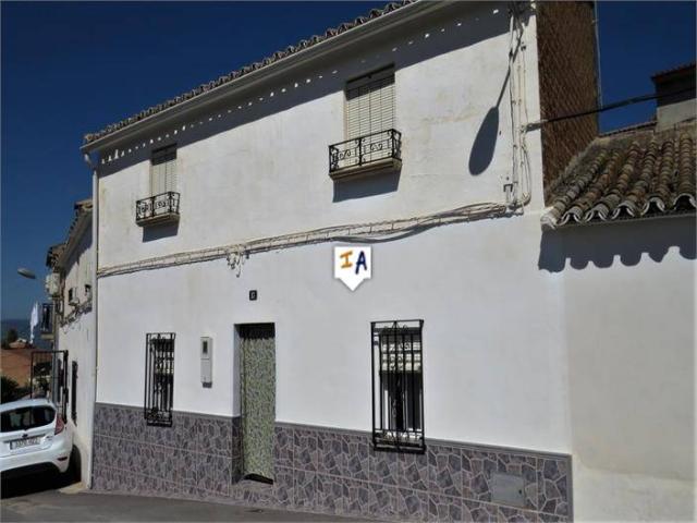 Casa adosada en Venta en Alcaudete