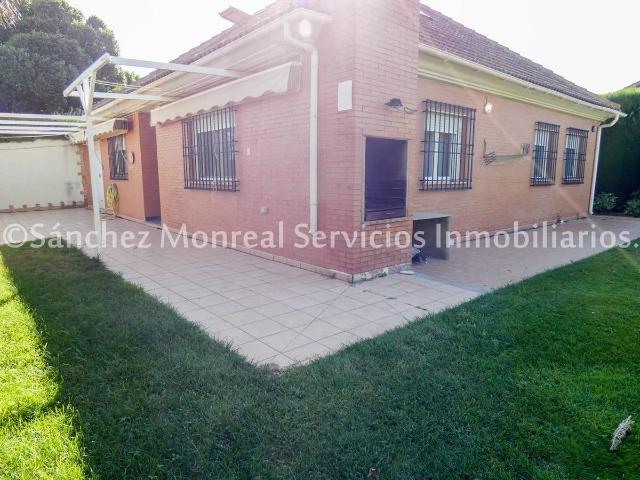 Casa adosada en Venta en Alcázar de San Juan