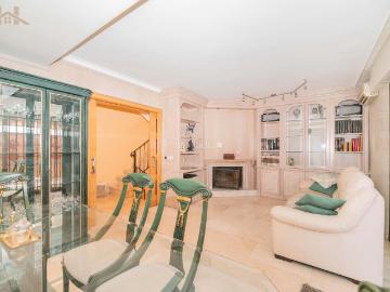 Casa adosada en venta en Alcobendas, Ensanche. Chalet adosado en venta en Calle de Valencia. Casas adosadas.