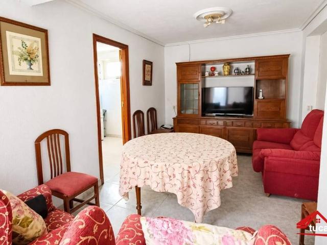 Casa adosada en Venta en Alcolea