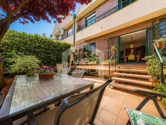 Casa adosada en venta en Alcorcón, Prado de Santo Domingo. EXCLUSIVO CHALET DE 225 m EN PRADO DE SANTO DOMINGO. Casas adosadas.