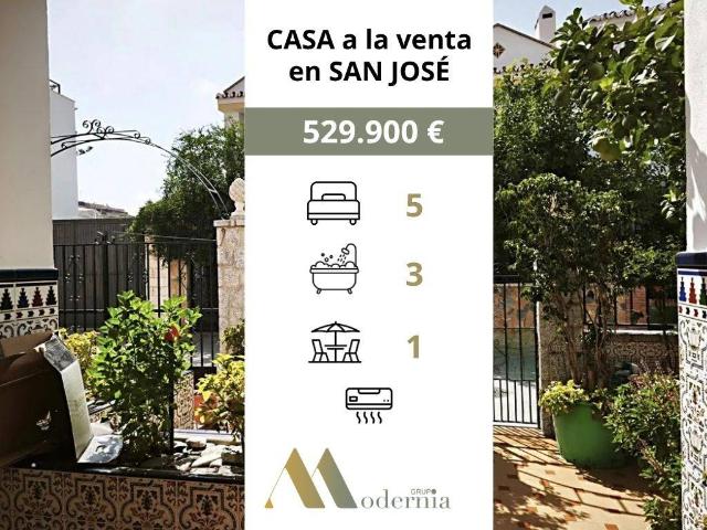Casa adosada en Venta en Alegría de la Huerta Jardín de Málaga