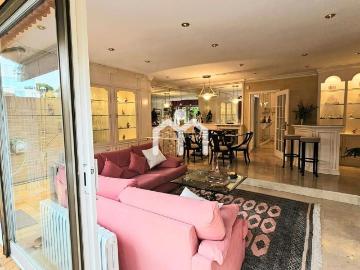 Casa adosada en venta en Alella. ADOSADO EN ALELLA. Casas adosadas.