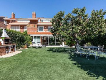 Casa adosada en Venta en Alella