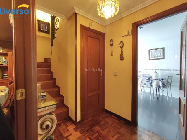 Casa adosada en venta en Alfoz de Quintanadueñas. Amplio adosado de 4 dormitorios y con terraza de casi 10 m2. Casas adosadas Alfoz de.
