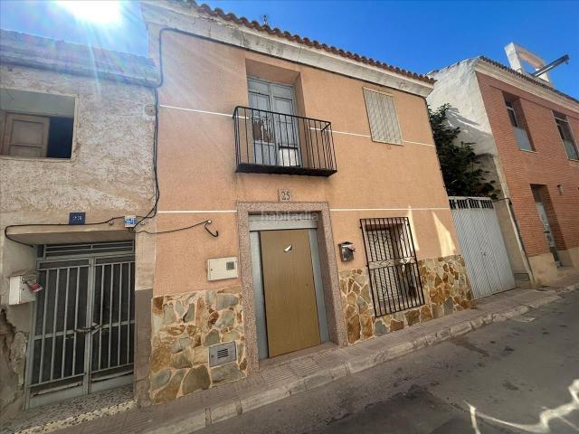 Casa adosada en venta en Alguazas. Casas adosadas.