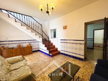 Casa adosada en venta en Almadén de la Plata. Vivienda con encanto en pleno Parque Natural Sierra Norte de Sevilla. Casas adosadas Almadén de la.