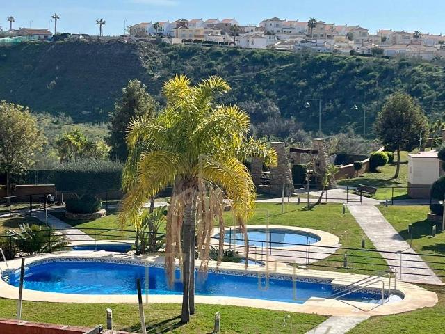 Casa adosada en Venta en Almayate