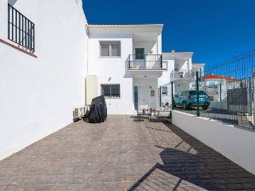 Casa adosada en Venta en Almayate
