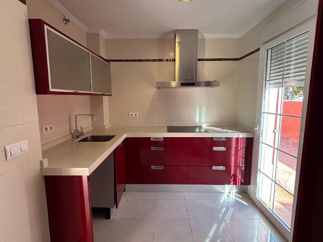 Casa adosada en Venta en Almensilla