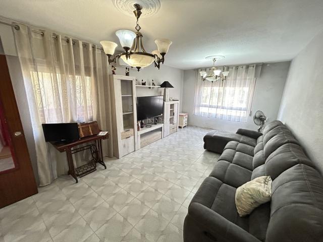Casa adosada en venta en Almería, El Alquián. Casas adosadas.