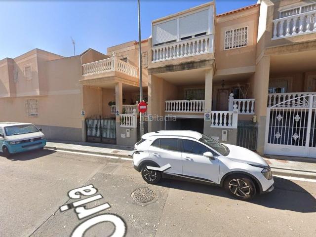 Casa adosada en venta en Almería, Los Ángeles Cruz de Caravaca. CASA ADOSADA EN ALMERIA. Casas adosadas.