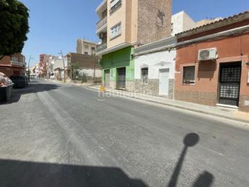 Villa en venta en Calle Juez - Cocina equipada
