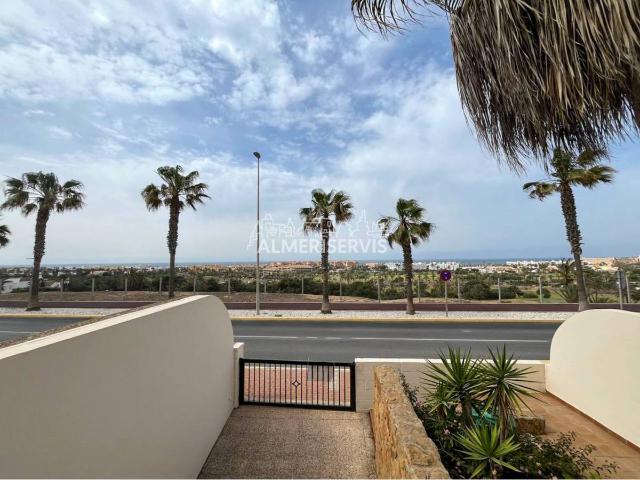 Casa adosada en Venta en Almerimar