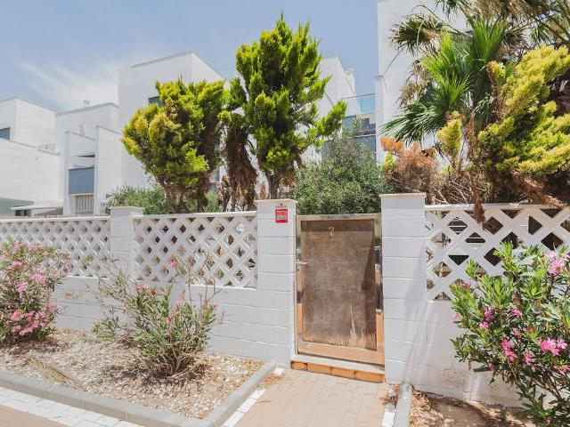 Casa adosada en Venta en Almerimar
