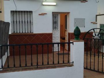 Casa adosada en Venta en Almogía