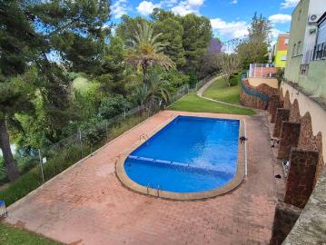 Casa adosada en Venta en Almoines