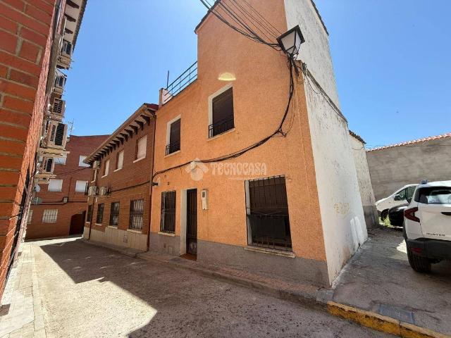 Casa adosada en Venta en Almorox