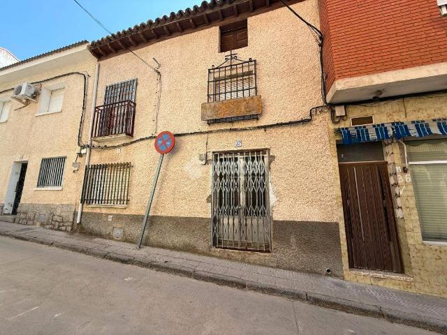 Casa adosada en Venta en Almorox