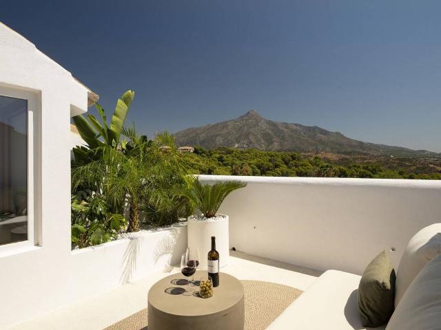 Casa adosada en Venta en Aloha