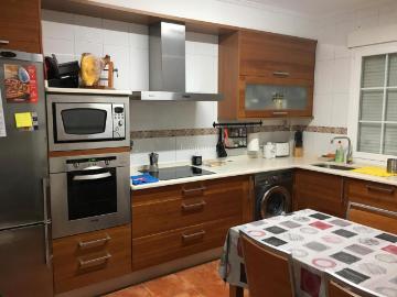 Casa adosada en venta en Alonsotegi. Casa Chalet adosado en venta en Calle Loibeberri 18, Alonsotegui. Casas adosadas.