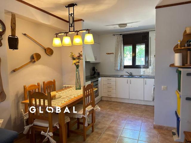 Casa adosada en Venta en Alpens