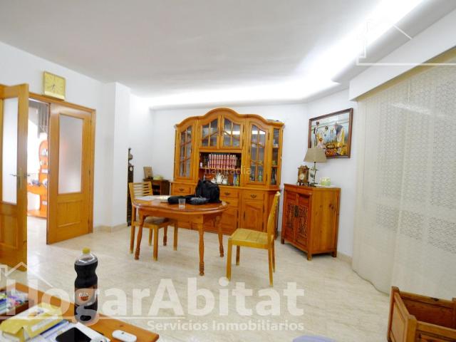 Casa adosada en venta en Alqueria de la Comtessa l´. EN PLENO CENTRO! PRECIOSO ADOSADO CON GARAJE Y TERRAZA. Casas adosadas Alqueria de la Comtessa.