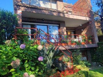 Villa en venta en Lejona - Jardín, Cuarto de servicio