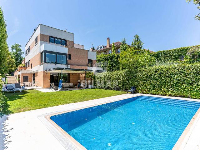 Casa adosada en Venta en Aravaca