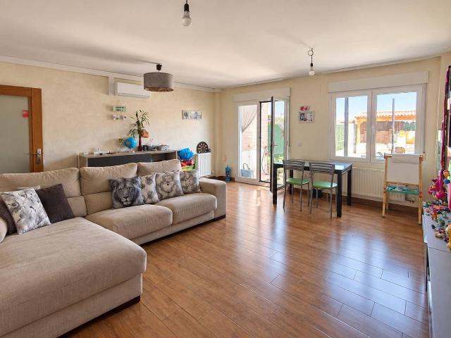 Casa adosada en Venta en Arcos