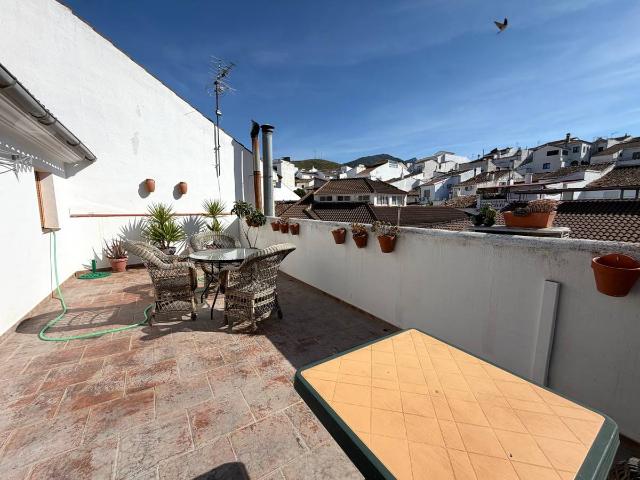 Casa adosada en Venta en Ardales