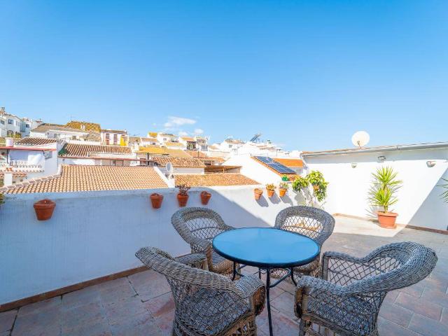 Casa adosada en Venta en Ardales