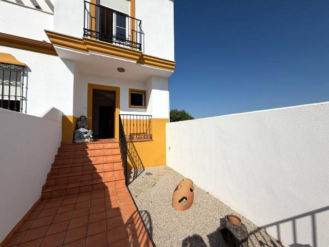 Casa adosada en Venta en Ardales